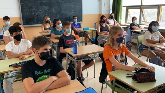 El govern espanyol i les comunitats mantenen el retorn presencial a les aules per al 10 de gener