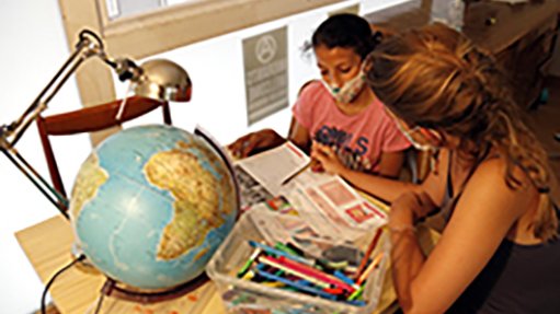 La Comissió Delegada per a la Covid-19 acorda retirar les mascaretes als patis dels centres educatius