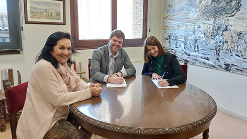 Neus Verdaguer, Josep Paré i Esther Guirado